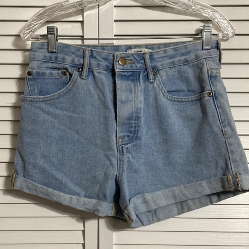 Forever 21 light wash button fly shorts!